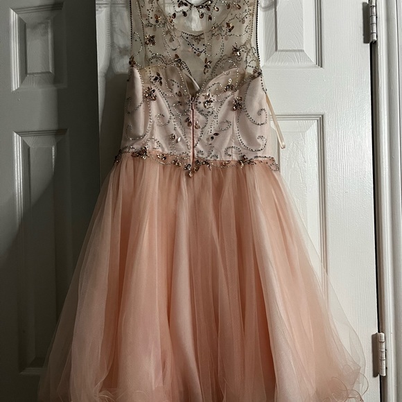 Cute light pink dress - Picture 3 of 3